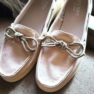 Sperry Pale Pink Boat Shoe *NWOT*